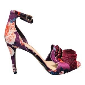 Gianni Bini maroon floral fabric tasseled peep toe pumps sz 10